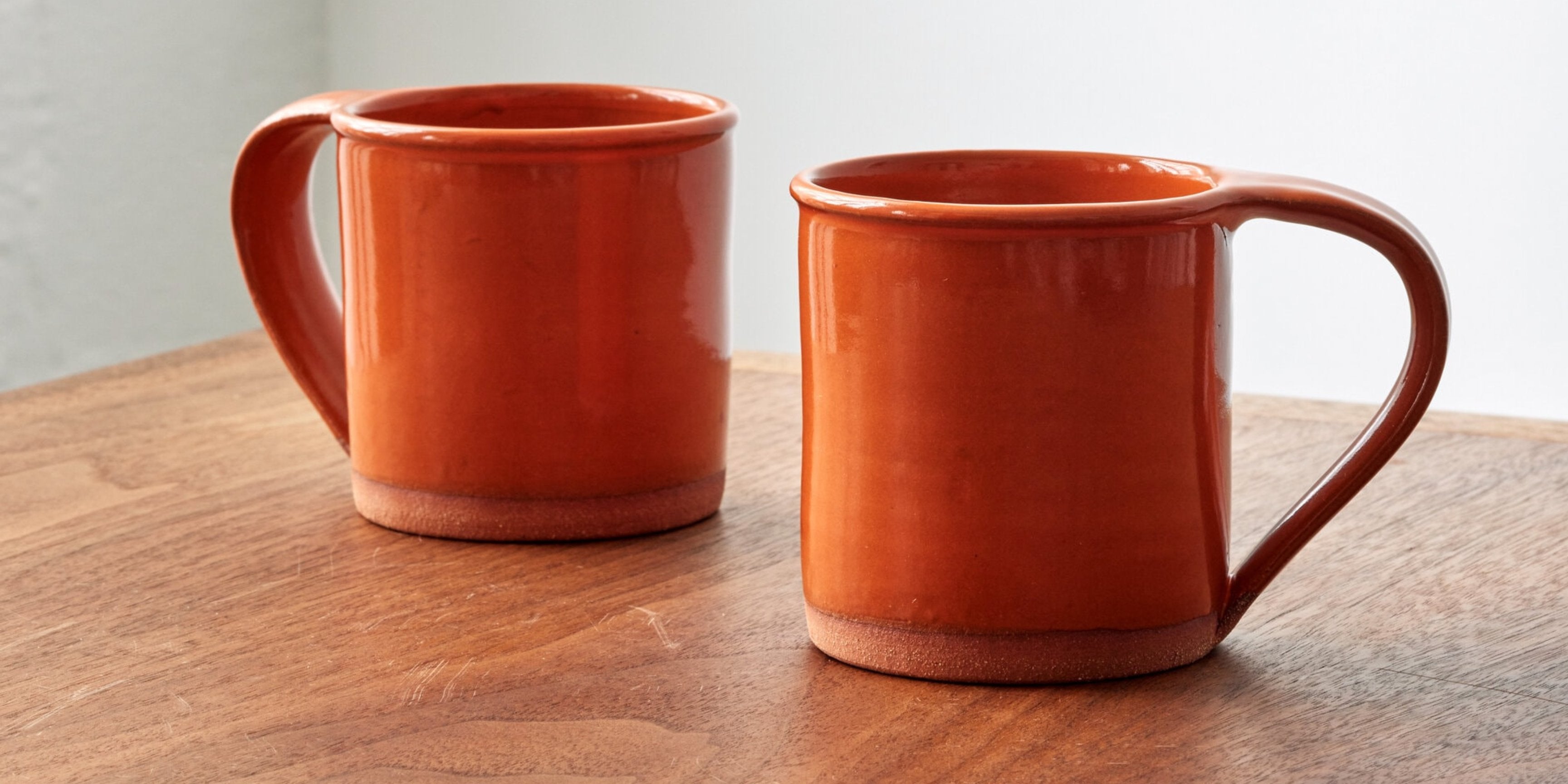 http://newyorkstoneware.com/cdn/shop/collections/NYStoneware_10_02_20_SoupMug_2843.jpg?v=1686383086